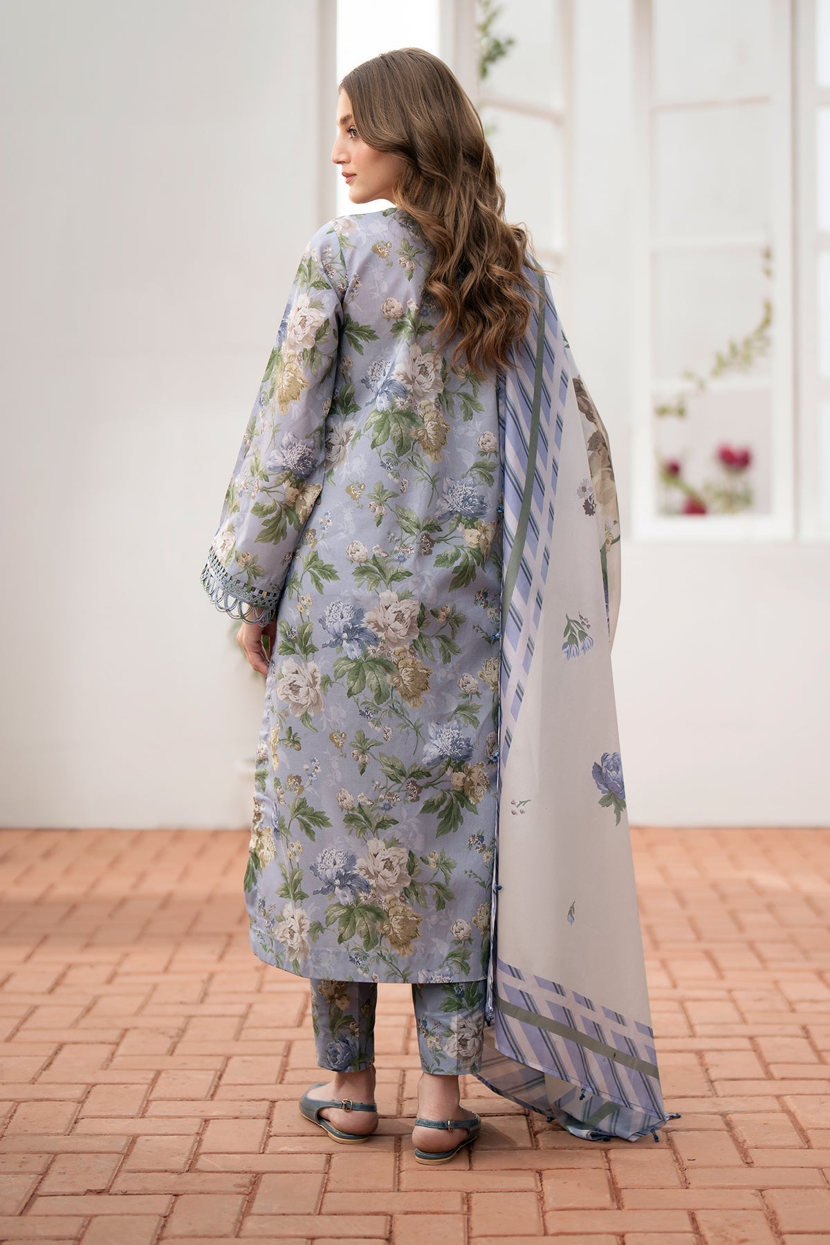 BAROQUE | EMBROIDERED LAWN UF-529