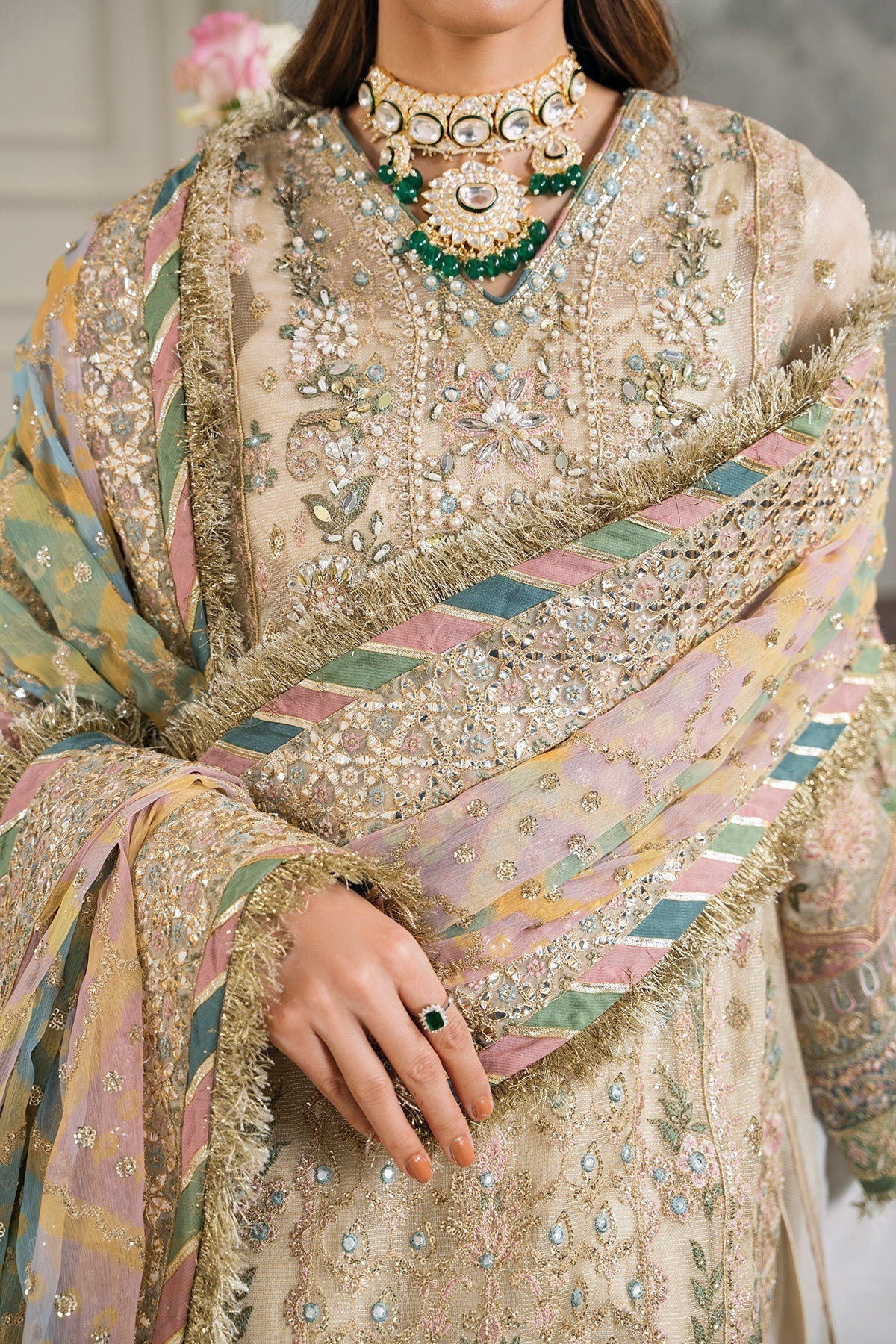 BAROQUE | EMBROIDERED MASURI CH12-04